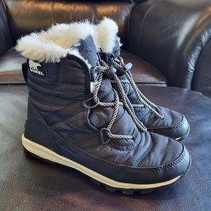 Girl's size 2 Sorel Whitney winter boots
